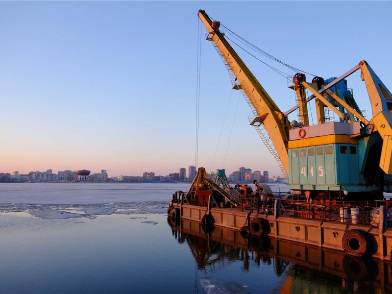极客营地<br>技术教程与源码分享基站